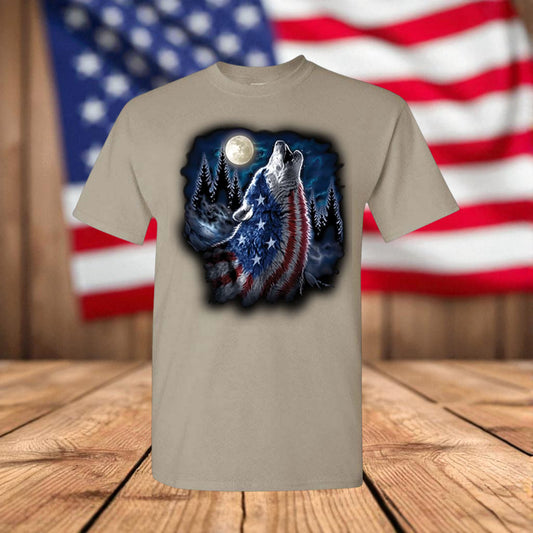 Patriotic Wolf Unisex Men's T-Shirt – USA Flag Howling Wolf Graphic Tee